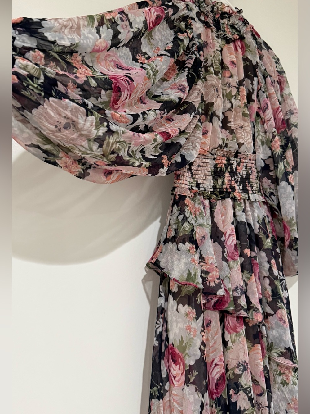 Elliatt Astrid Navy Floral Maxi Dress - Picture 7 of 8